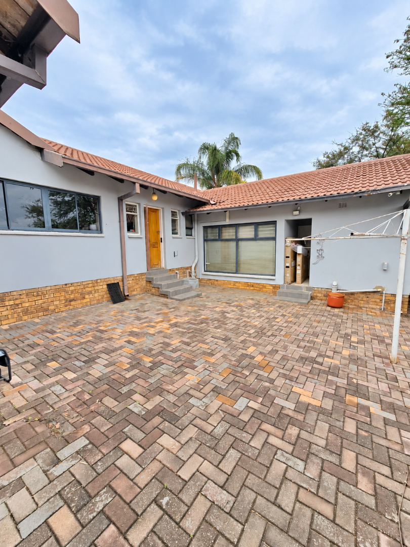 4 Bedroom Property for Sale in Wilkoppies North West